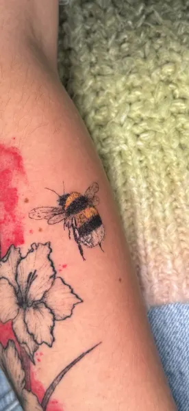 Trzmiel tattoo